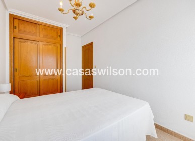 Sale - Apartment - Torrevieja - Estacion De Autobuses