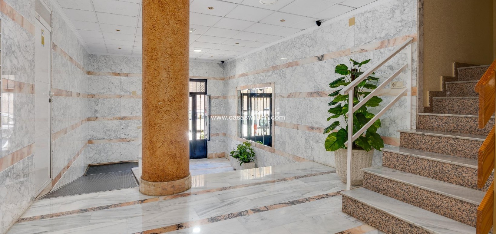 Sale - Apartment - Torrevieja - Estacion De Autobuses