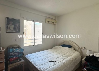 Sale - Apartment - Torrevieja - Estacion De Autobuses