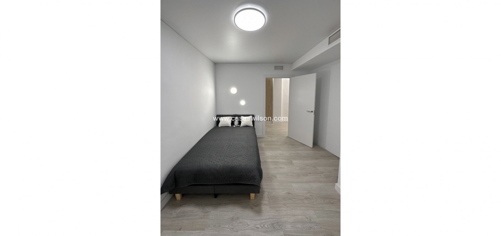 Sale - Appartement - Torrevieja