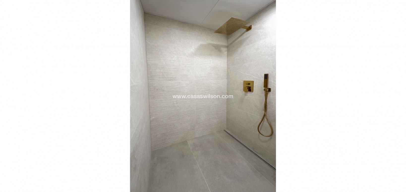 Sale - Appartement - Torrevieja