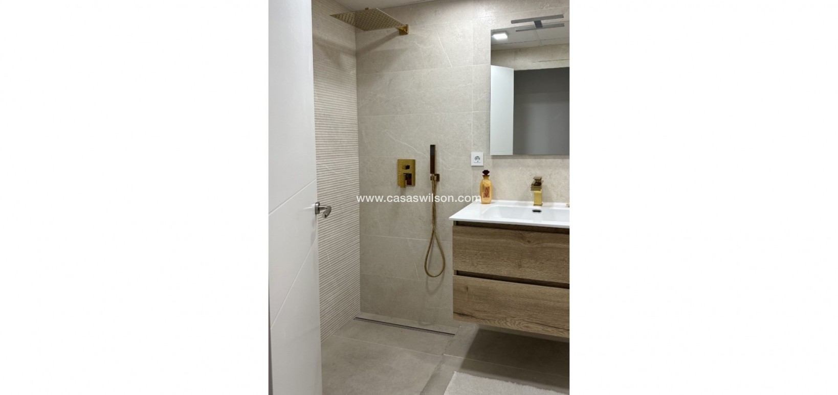 Sale - Appartement - Torrevieja