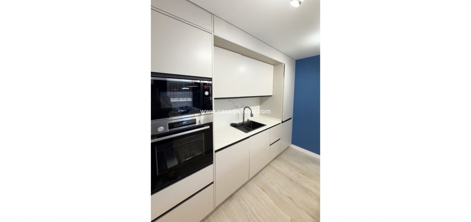 Sale - Appartement - Torrevieja