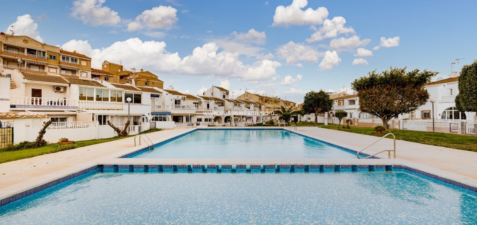 Sale - Townhouse - Torrevieja - Costa Blanca