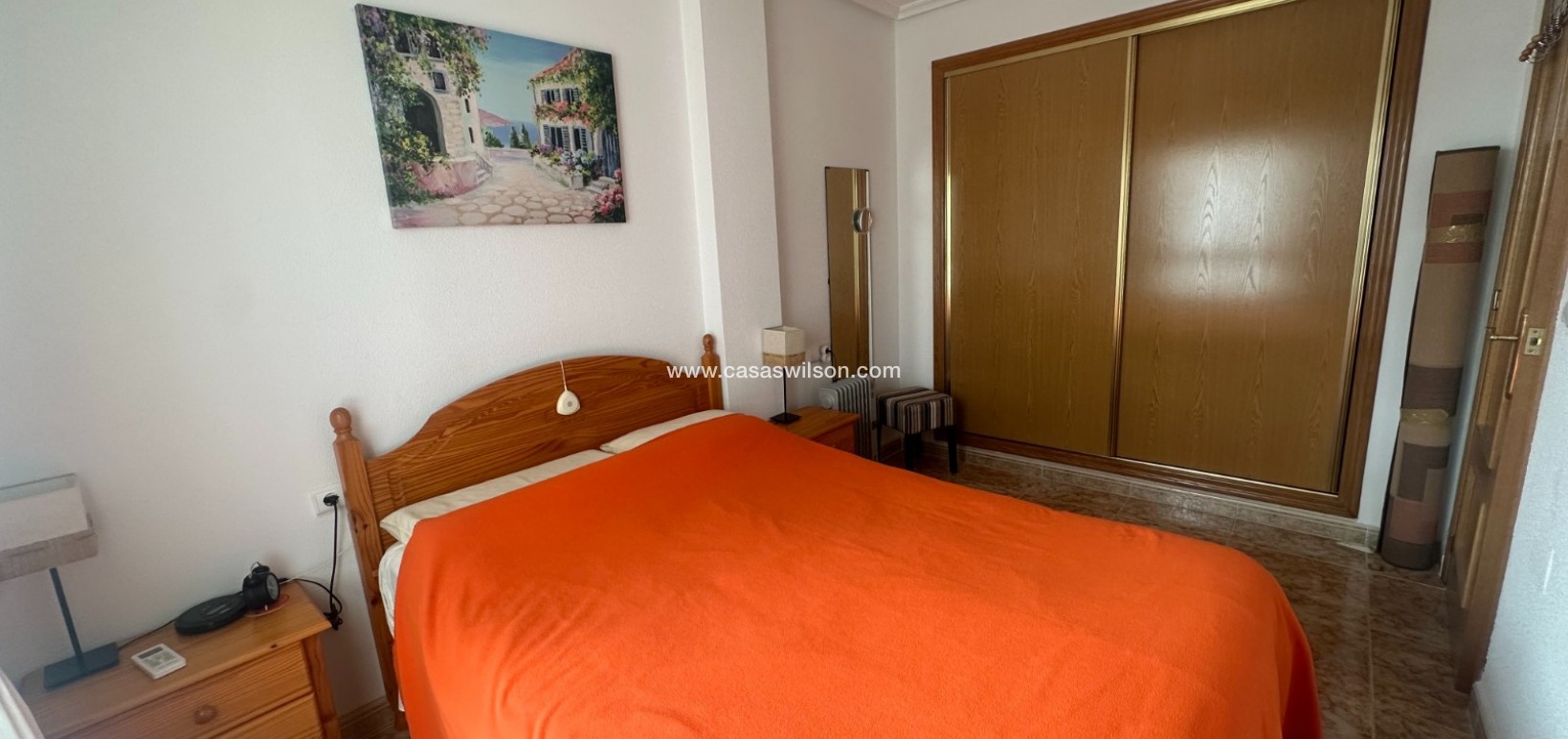 Sale - Apartment - Jacarilla