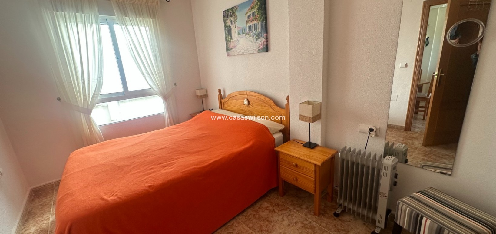 Sale - Apartment - Jacarilla