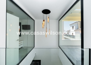 Sale - Villa - Los Montesinos