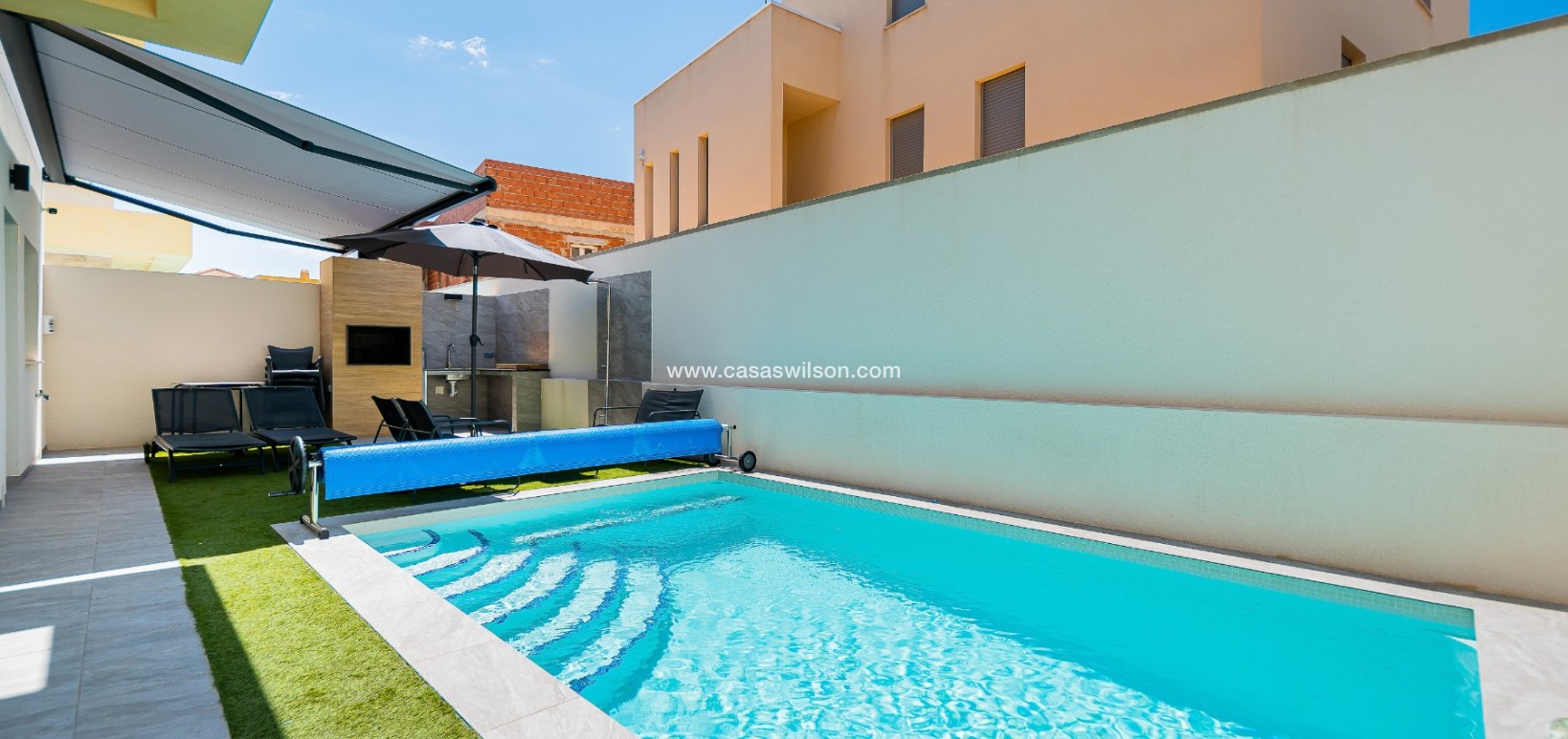 Sale - Villa - Los Montesinos