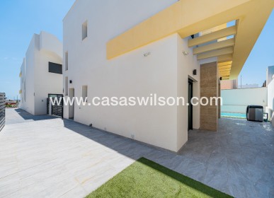 Sale - Villa - Los Montesinos