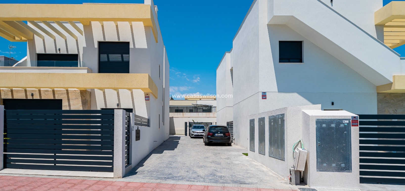 Sale - Villa - Los Montesinos