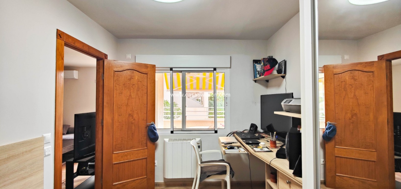 Sale - Apartment - Torrevieja - Costa Blanca