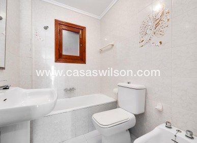 Sale - Townhouse - Torrevieja - Nueva Torrevieja