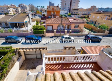 Sale - Townhouse - Torrevieja - Nueva Torrevieja