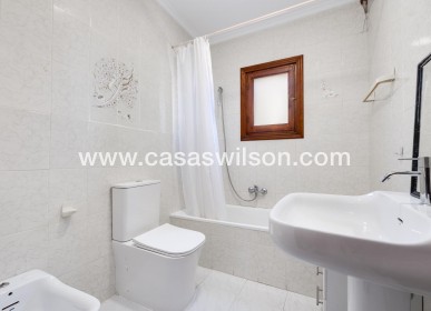 Sale - Townhouse - Torrevieja - Nueva Torrevieja