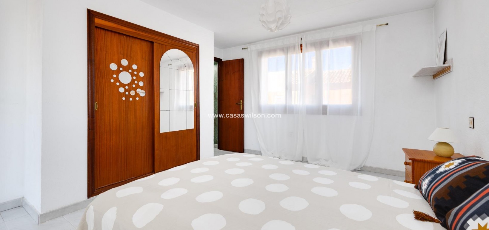 Sale - Townhouse - Torrevieja - Nueva Torrevieja