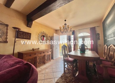 Sale - Villa - Torrevieja - Los Balcones - Los Altos del Edén