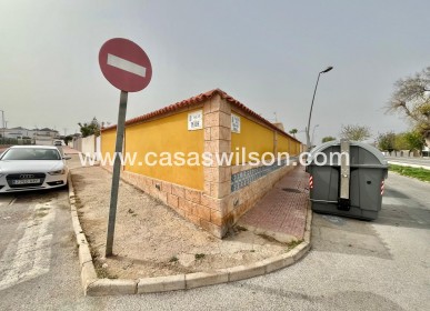 Sale - Villa - Torrevieja - Los Balcones - Los Altos del Edén