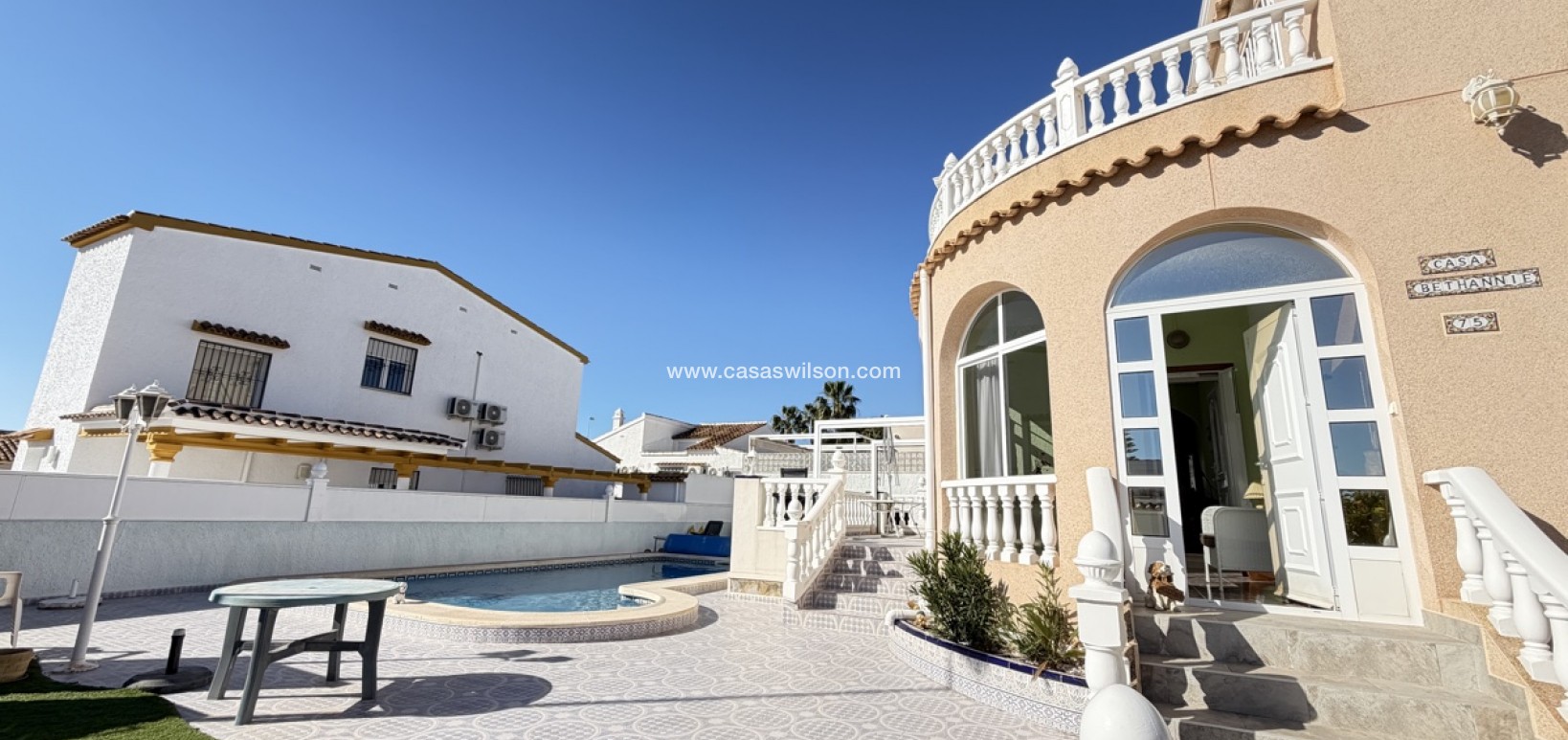 Sale - Villa - Villamartin - Villamartín