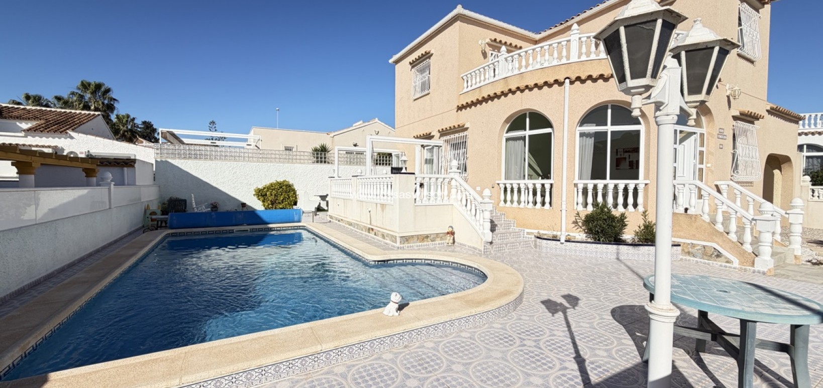 Sale - Villa - Villamartin - Villamartín