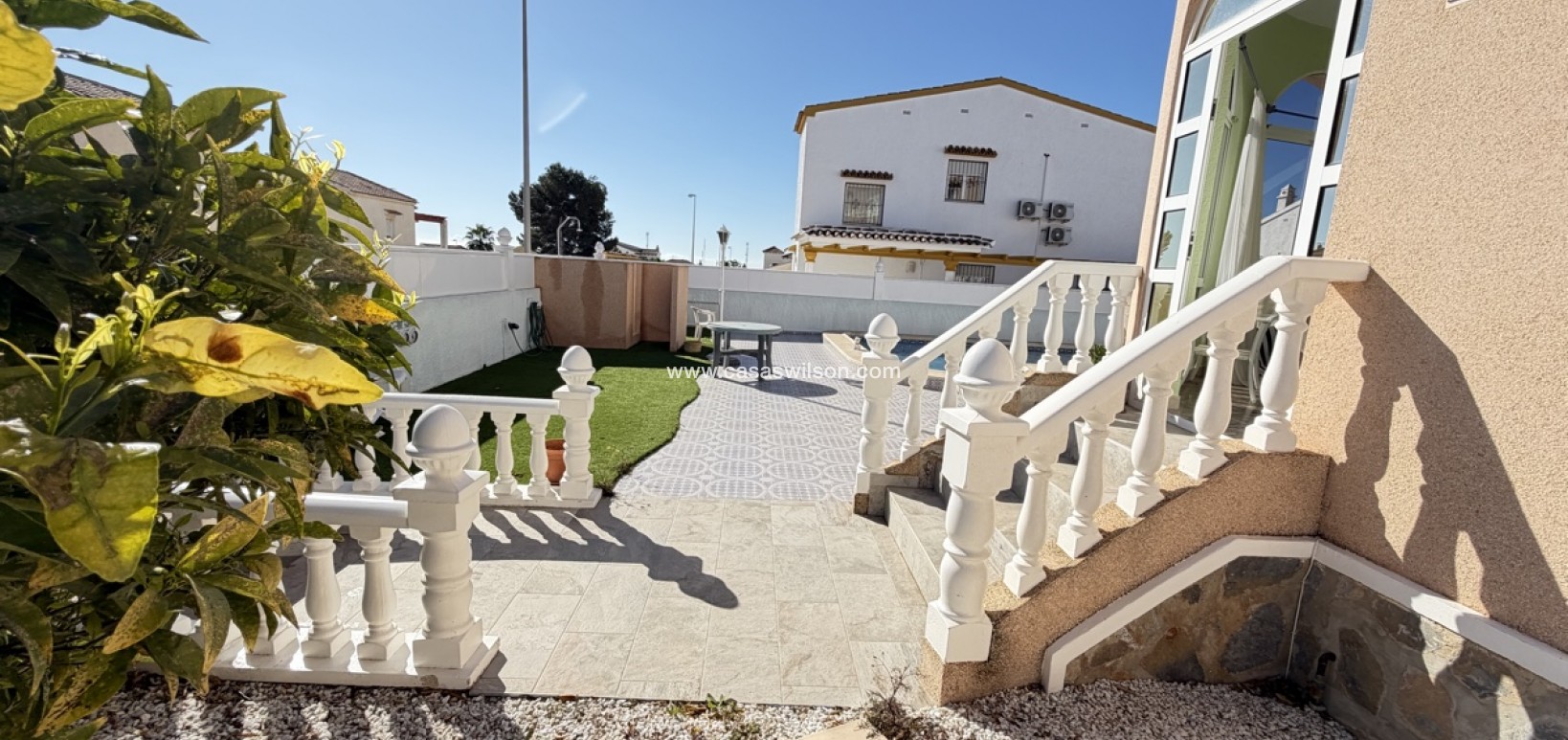 Sale - Villa - Villamartin - Villamartín