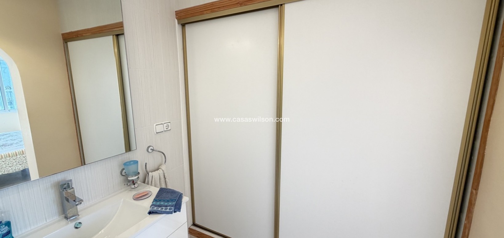 Sale - Villa - Villamartin - Villamartín