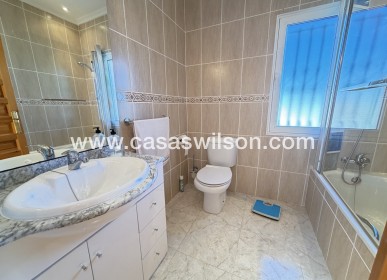 Sale - Villa - Villamartin - Villamartín