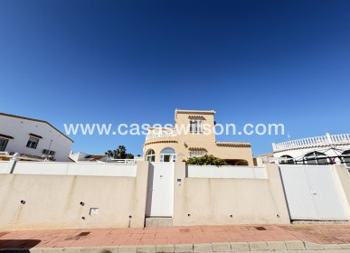 Sale - Villa - Villamartin - Villamartín