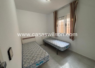 Sale - Bungalow - Torrevieja - La Siesta - El Salado - Torreta