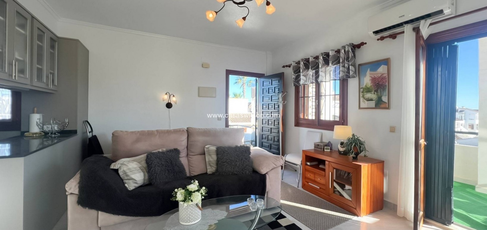 Sale - Bungalow - Torrevieja - Los Frutales