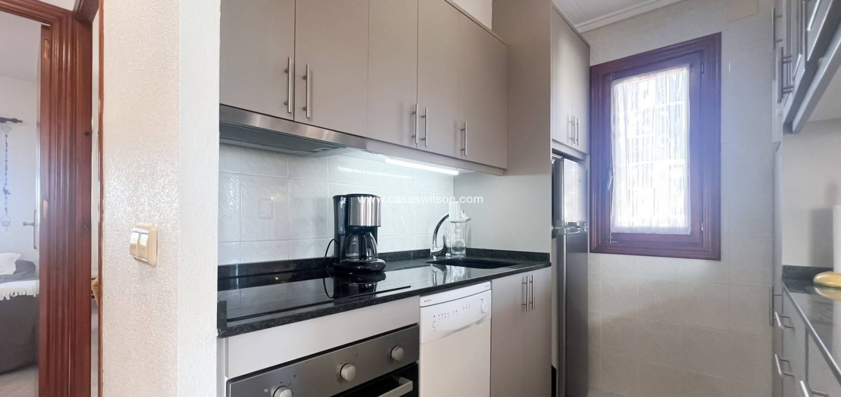 Sale - Bungalow - Torrevieja - Los Frutales