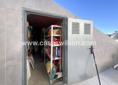 Sale - Bungalow - Torrevieja - Los Frutales