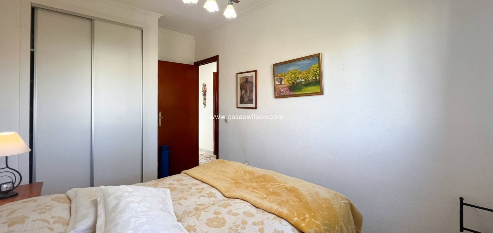 Sale - Bungalow - Torrevieja - Los Frutales