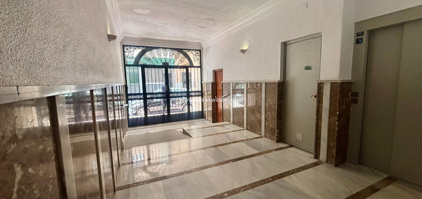 Sale - Appartement - Torrevieja