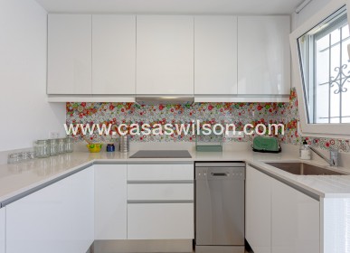 Sale - Villa - Pilar de la Horadada - Costa Blanca