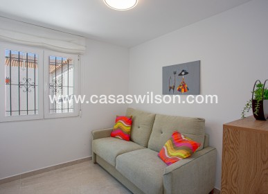 Sale - Villa - Pilar de la Horadada - Costa Blanca