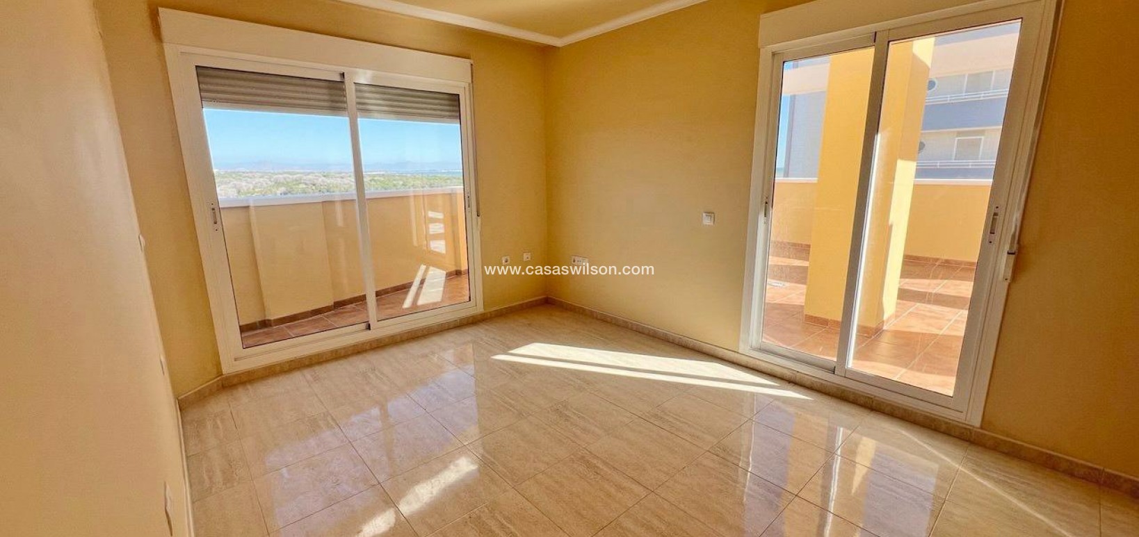 Sale - Apartment - Guardamar del Segura - Puerto Deportivo