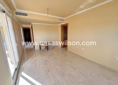 Sale - Apartment - Guardamar del Segura - Puerto Deportivo