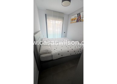 Sale - Apartment - Torrevieja - Costa Blanca