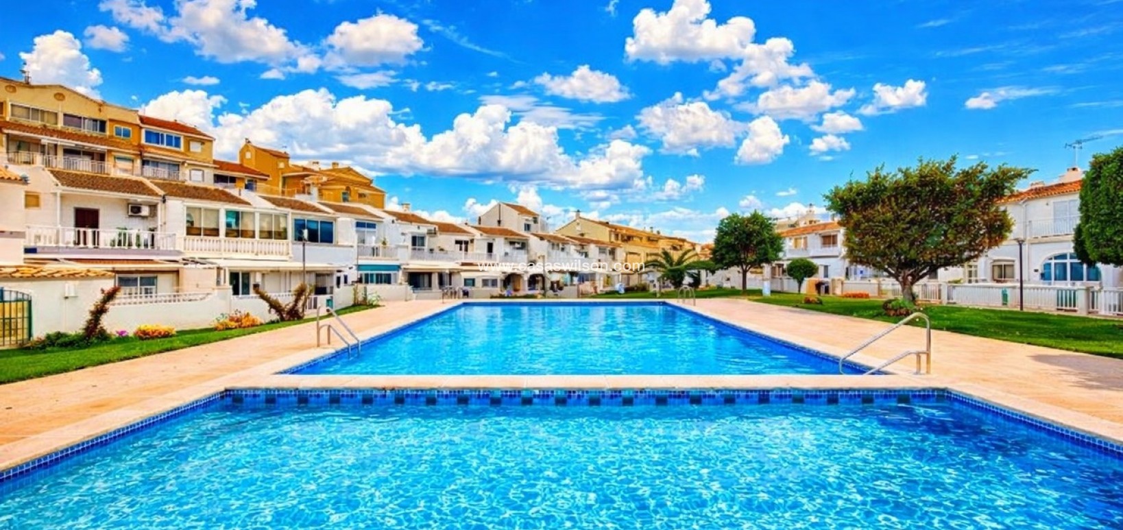 Sale - Townhouse - Torrevieja - Costa Blanca