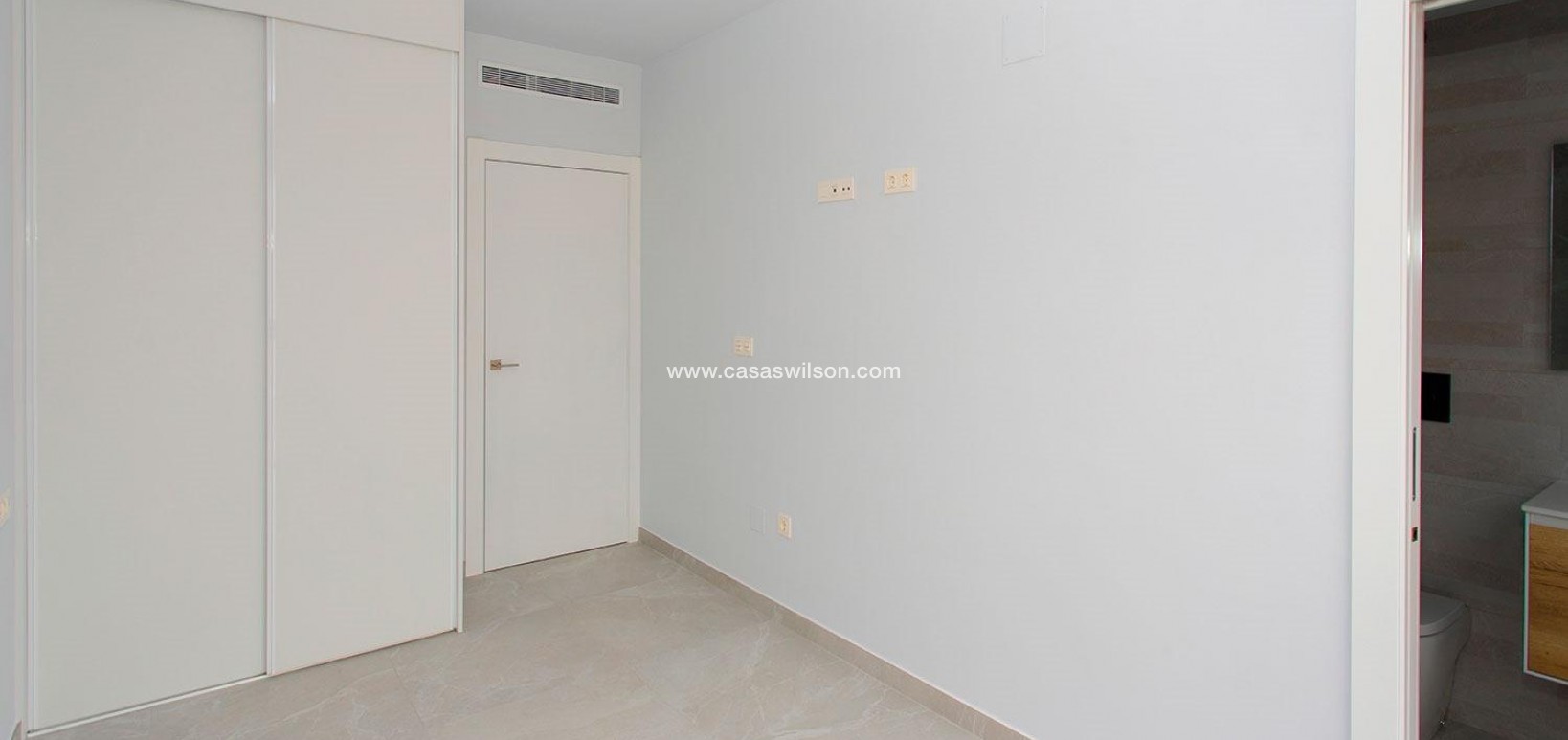 Sale - Appartement - Torrevieja - Playa del Cura