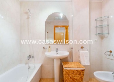 Sale - Apartment - Torrevieja - Costa Blanca