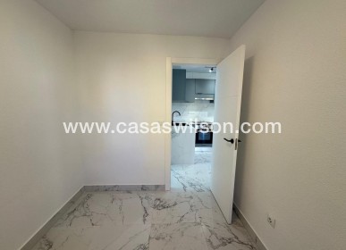 Sale - Appartement - Torrevieja - La veleta