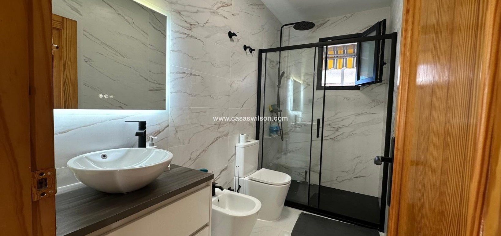 Venta - Apartamento - Torrevieja - Centro