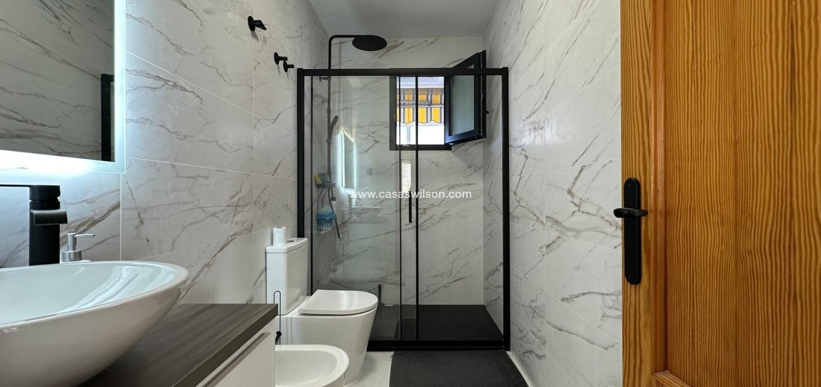 Venta - Apartamento - Torrevieja - Centro