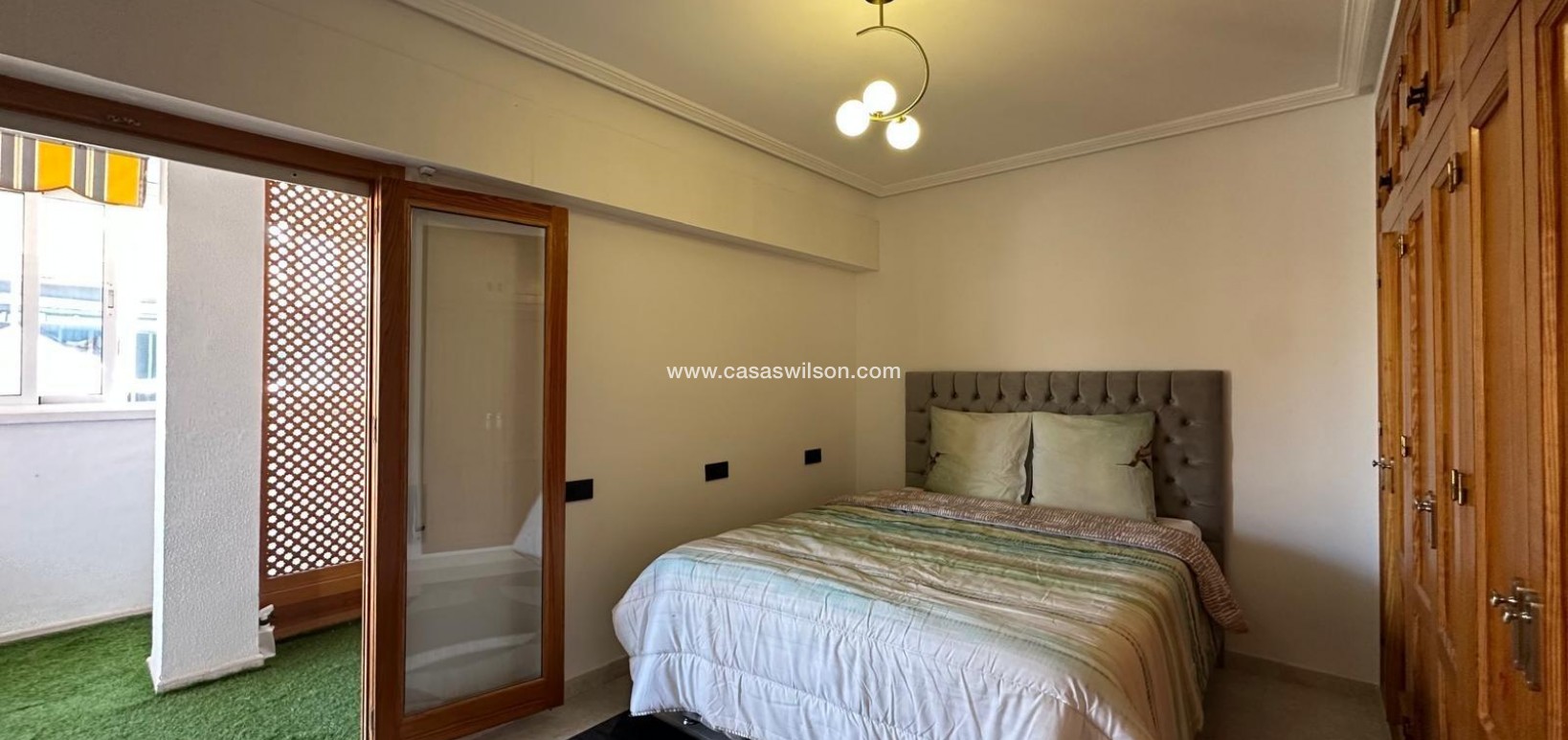 Venta - Apartamento - Torrevieja - Centro