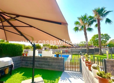 Sale - Townhouse - Torrevieja - Aguas Nuevas