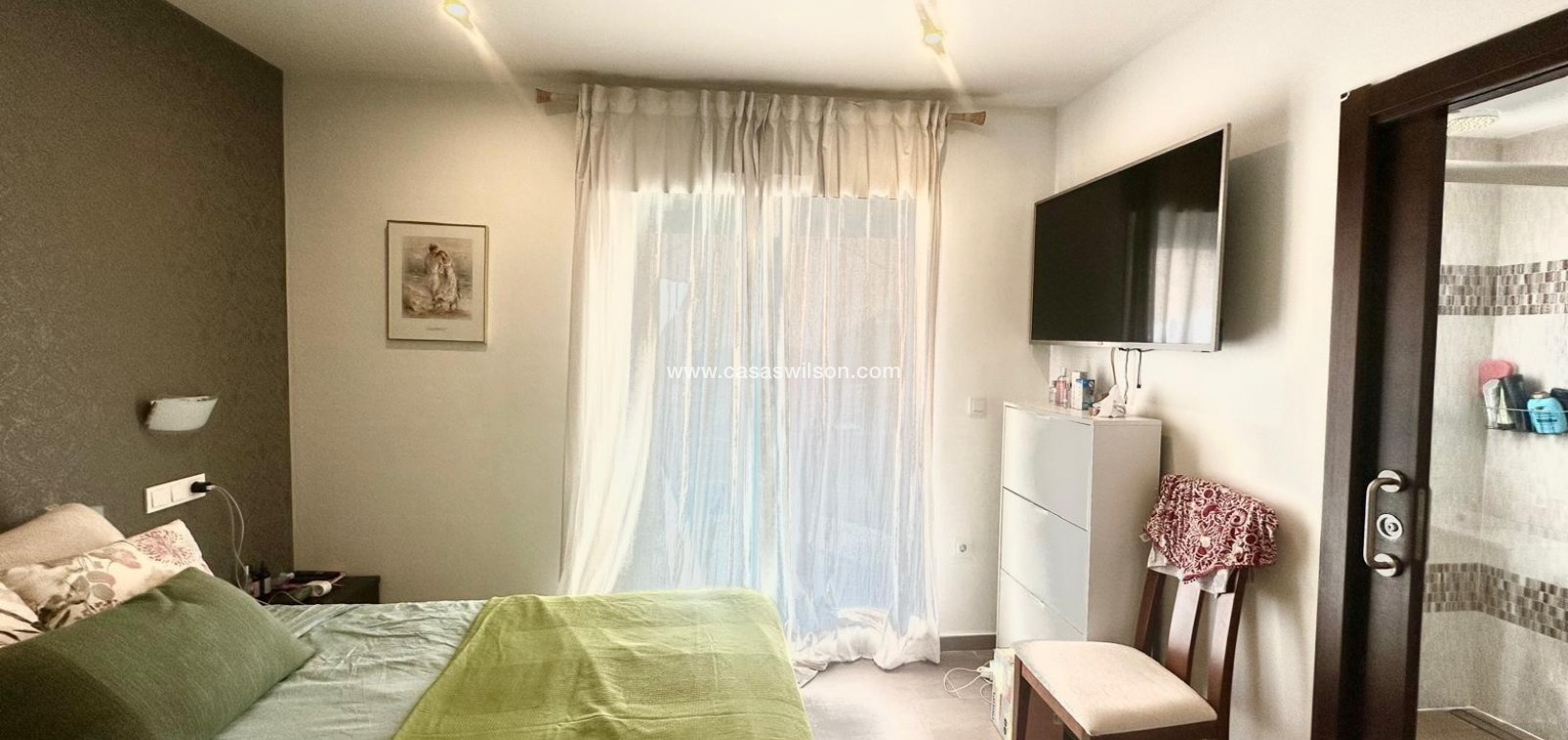 Sale - Townhouse - Torrevieja - Aguas Nuevas