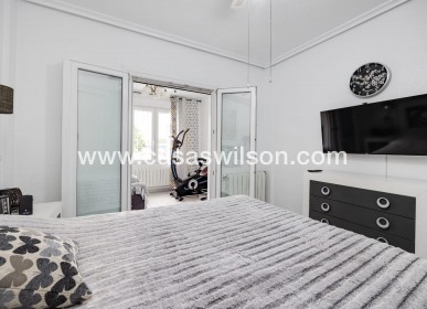 Sale - Townhouse - Torrevieja - Calas blanca