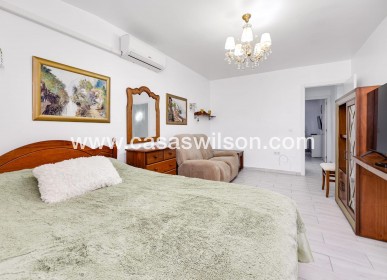 Sale - Townhouse - Torrevieja - Calas blanca