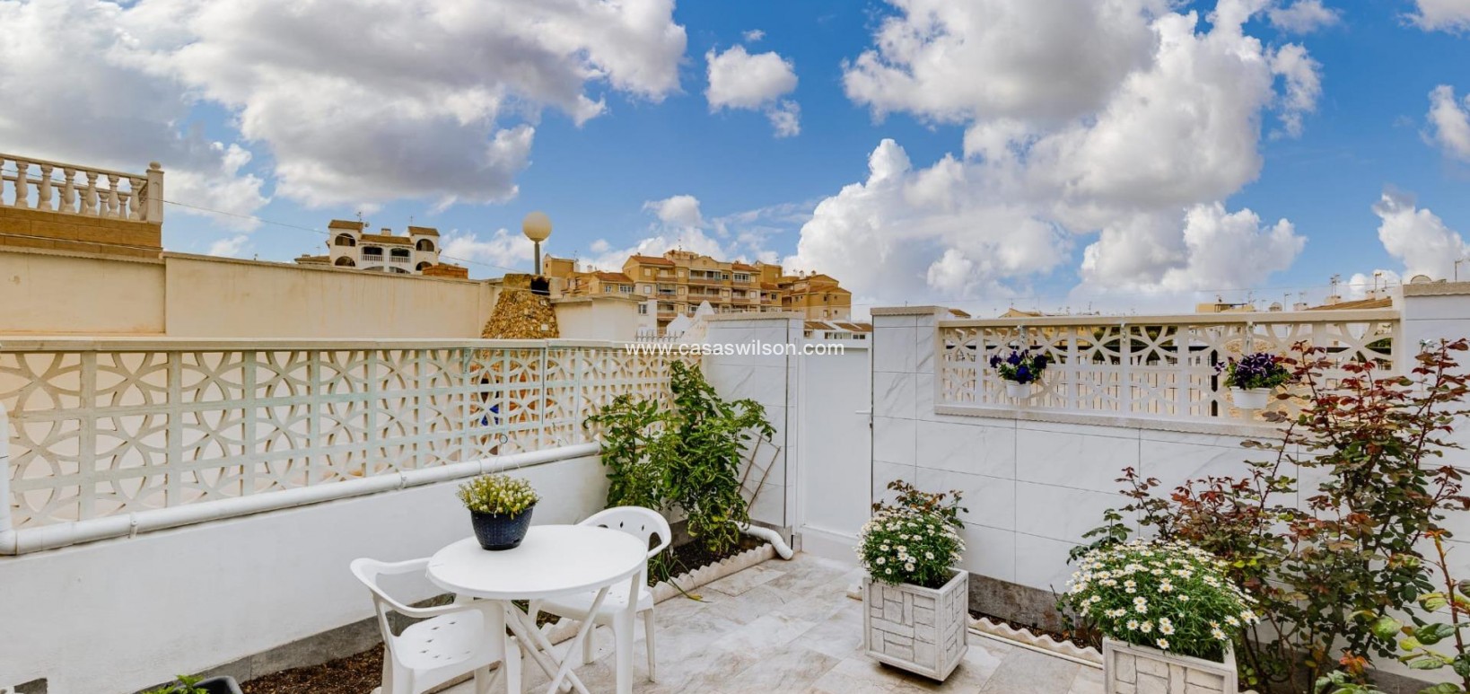 Sale - Townhouse - Torrevieja - Calas blanca